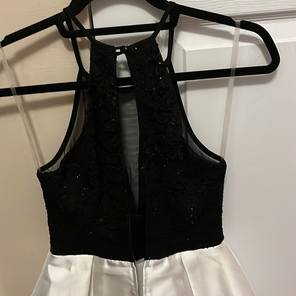 Le Chateau Cocktail dress size 3 - Picture 5 of 8